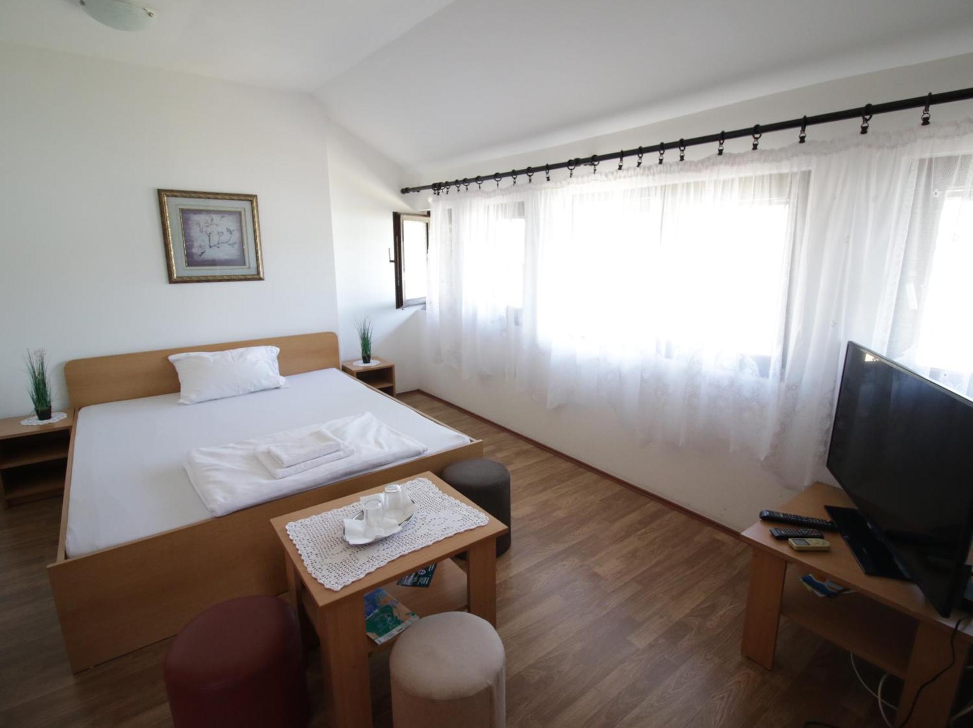 Rooms Jankovic Donji Milanovac Exteriér fotografie