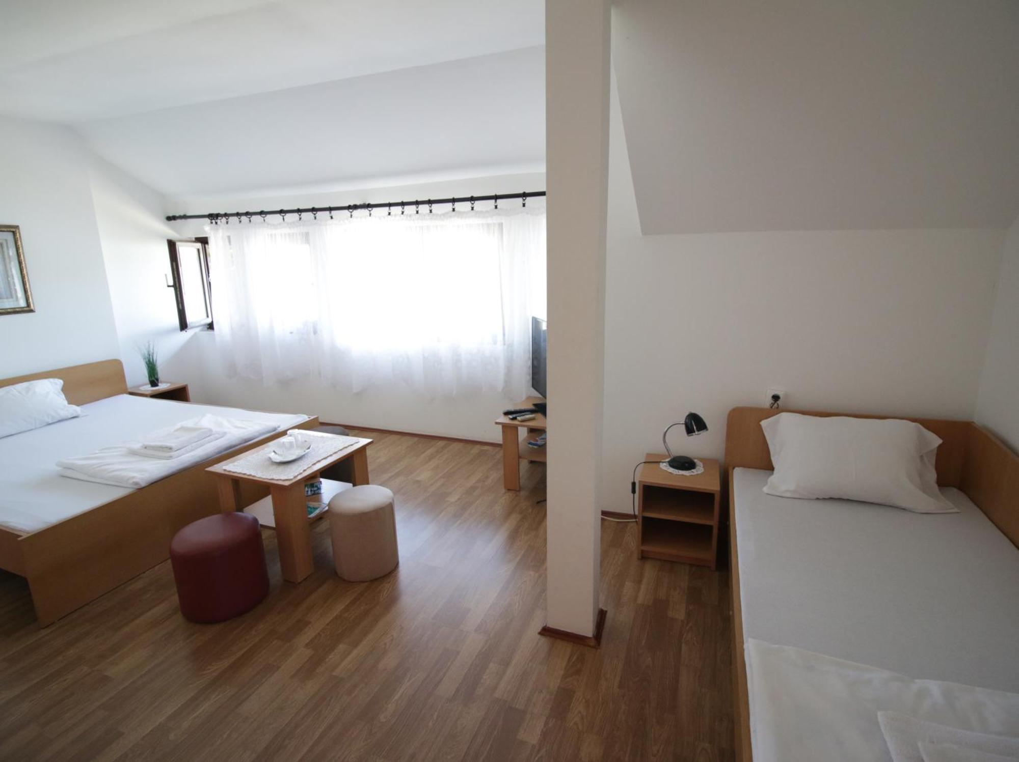 Rooms Jankovic Donji Milanovac Exteriér fotografie